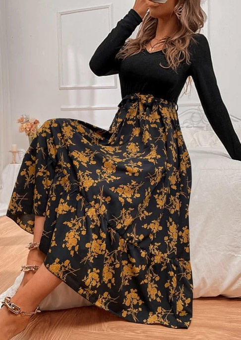 

Floral Long Sleeve V-Neck Maxi Dress - Black, SCM005510