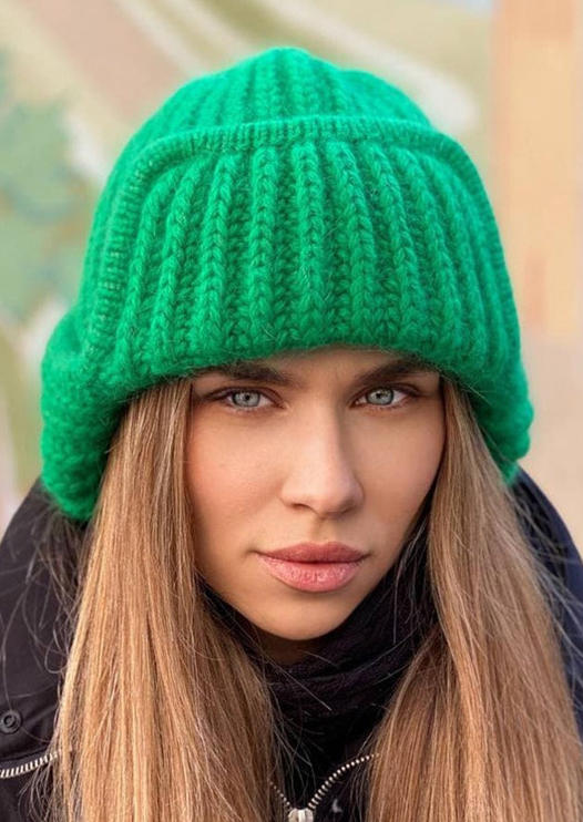 

Soft Warm Knitted Beanie Hat with Ear Flaps, Green;red, SCM005235