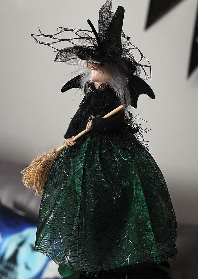 

Halloween Witch Doll Desktop Ornament, Green, SCM006631