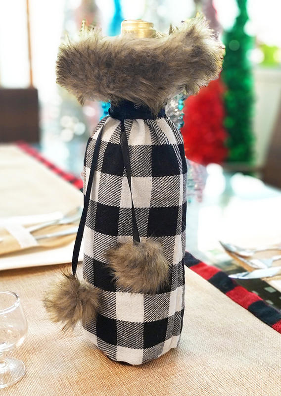 

Christmas Plaid Wine Bottle Cover Bag, Black, 458593