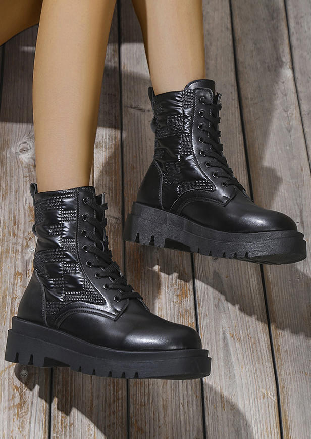 Winter Lace Up Martens Boots - Black