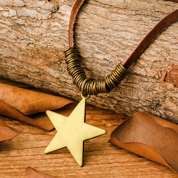 Star Alloy Leather Pendant Necklace