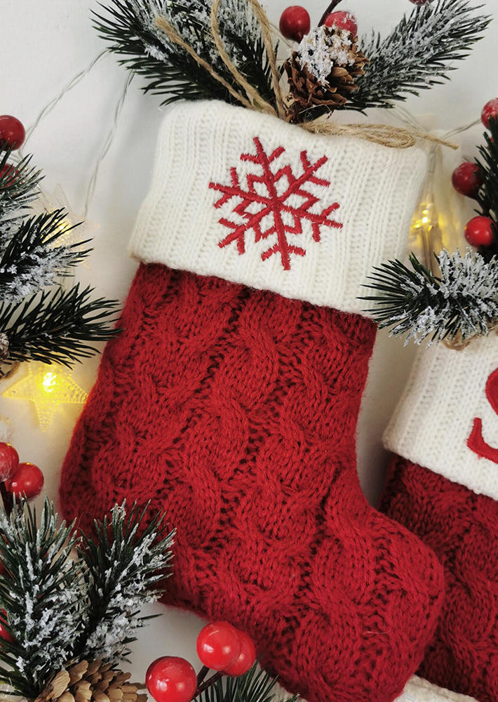 

Knitted Snowflake Christmas Stocking Candy Gift Bag, Red, SCM008169