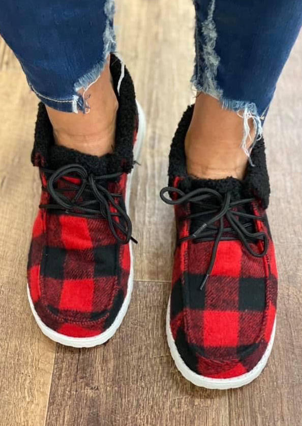 

Buffalo Plaid Lace Up Round Toe Fleece Sneakers - Red, SCM008433