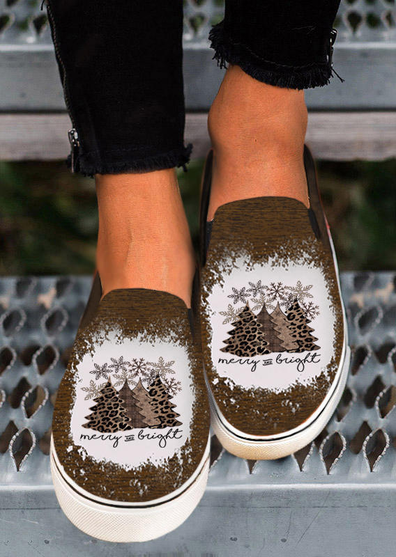 

Christmas Leopard Tree Snowflake Merry And Bright Sneakers - Dark Brown, SCM008730