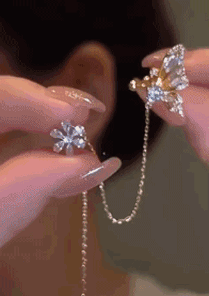 

Butterfly Rhinestone Alloy Earrings, Gold, SCM010847