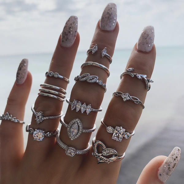 15Pcs Heart Rhinestone Hollow Out Ring Set