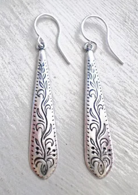 

Embossed Water Drop Earrings, Silver, SCM011445