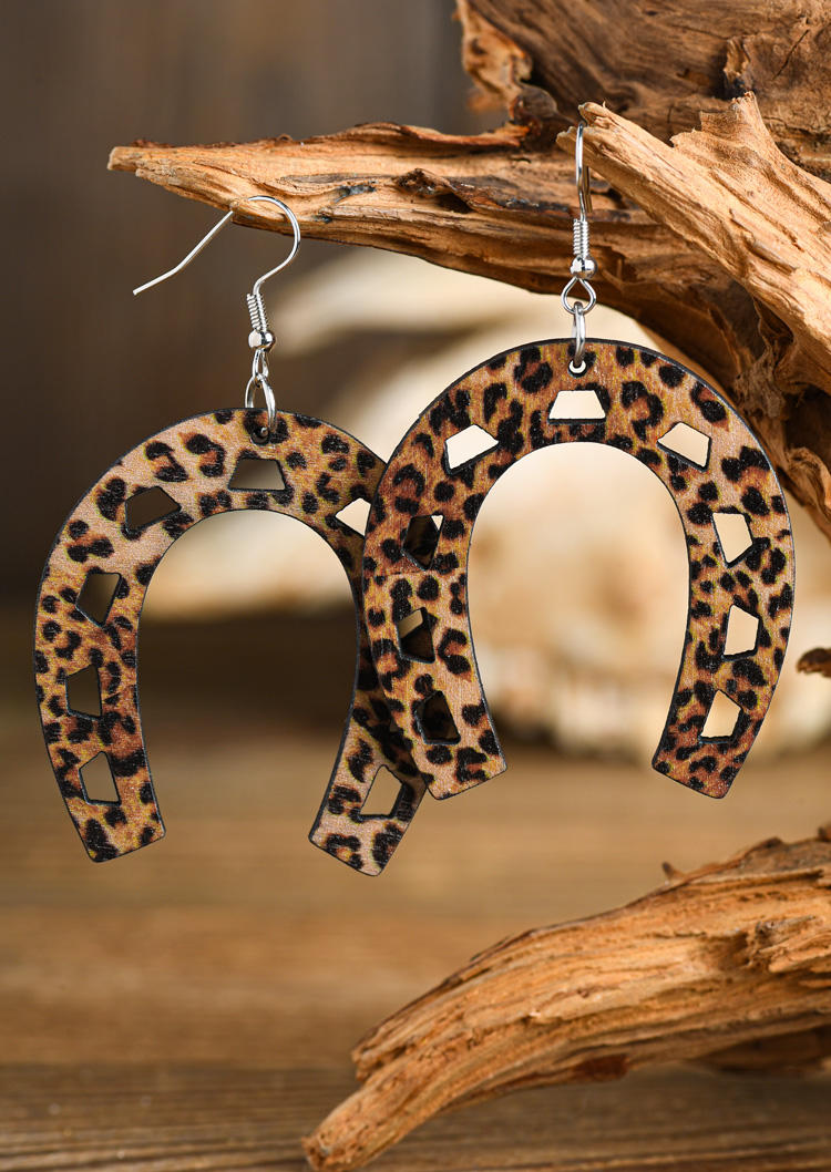 

Leopard Cow Hollow Out Wooden Earrings, Multicolor, SCM011773