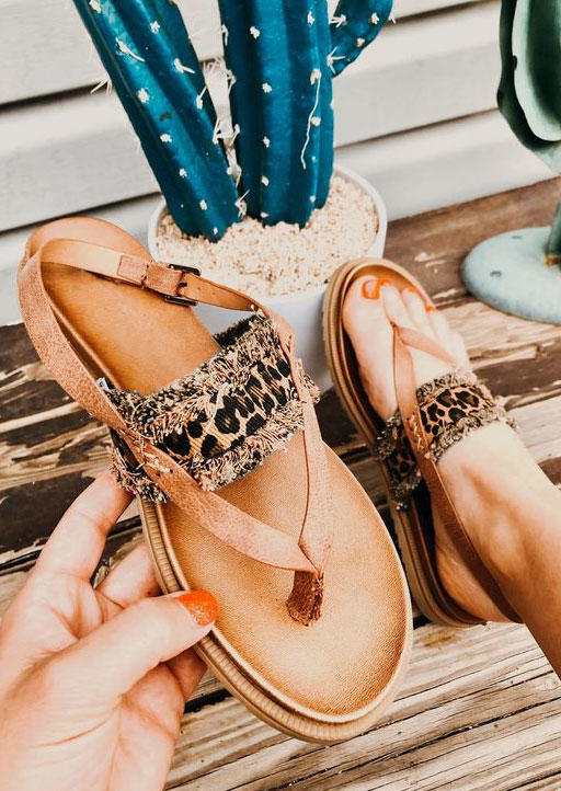 

Leopard Buckle Strap Flip Flops Flat Sandals - Brown, SCM013231