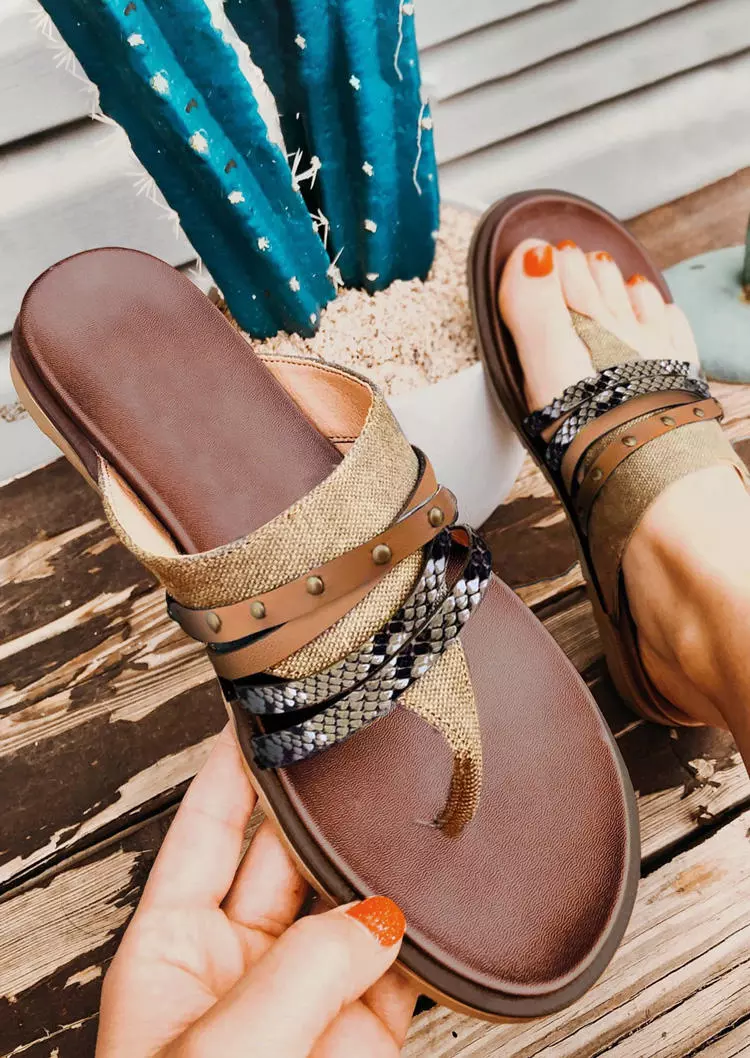 Rivet Flip Flops Flat Slippers - Brown - Bellelily