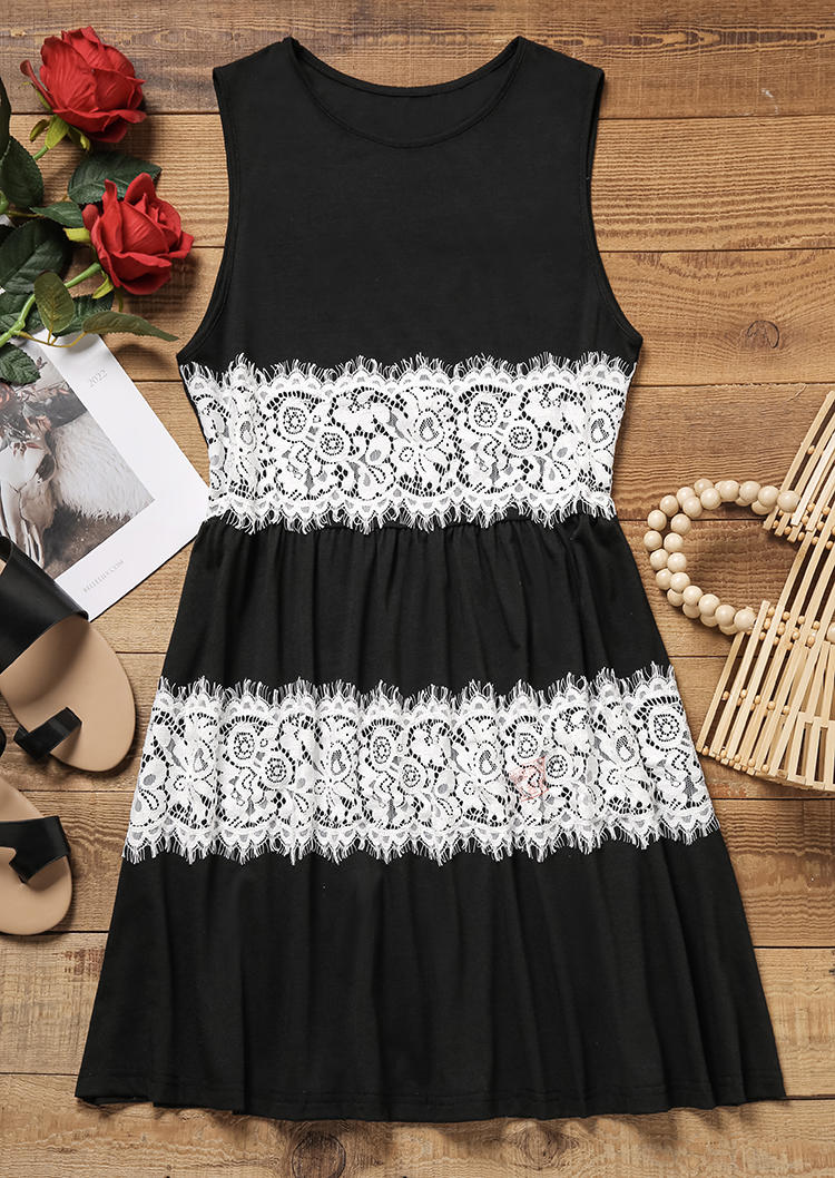 Lace Splicing Ruffled O-Neck Mini Dress - Black