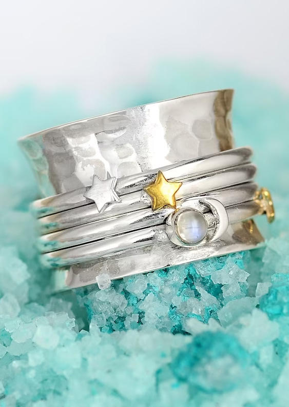 

Moon Star Moonstone Spinner Ring, Silver, SCM016686