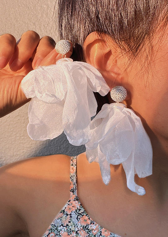 

Big Floral Bohemian Dangle Drop Earrings, White, SCM017481