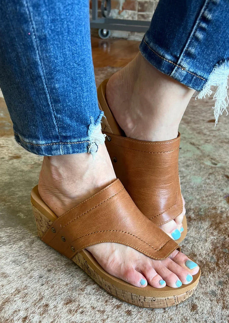 

Round Toe Wedge Leather Slippers - Brown, SCM017674