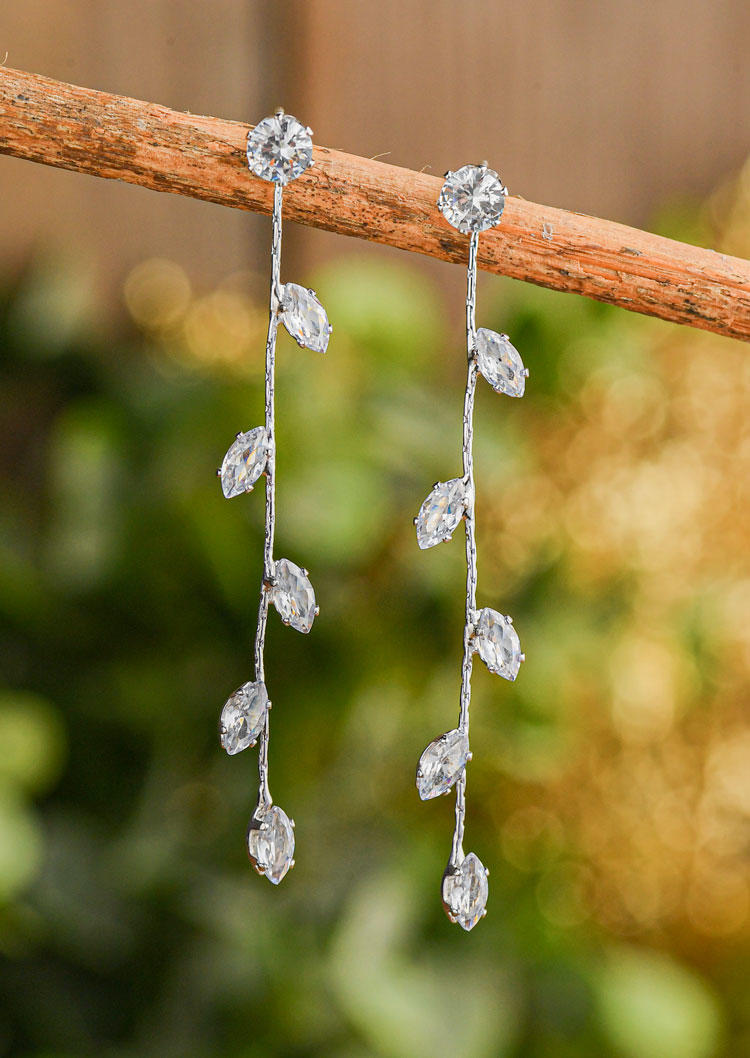 

Leaf Rhinestone Alloy Elegant Earrings, Silver, SCM018468